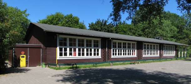 Finse School Helper Westsingel 98 (foto: Wutsje)